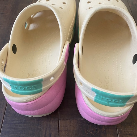 Crocs Classic Platform Ombre Clogs - Picture 6 of 13